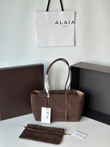 PHOTO-2025-03-13-17-03-06