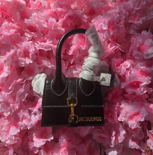 PHOTO-2025-04-08-18-20-48