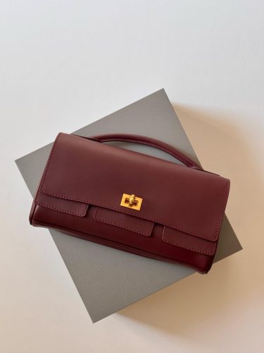 PHOTO-2025-04-12-19-17-31