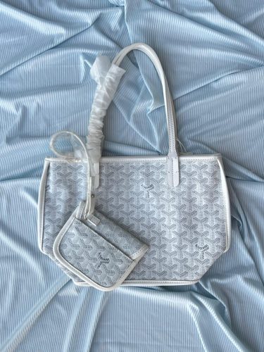 PHOTO-2025-06-04-21-33-29