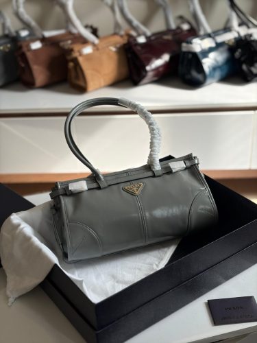 PHOTO-2025-11-14-17-34-45