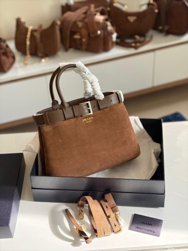 PHOTO-2025-11-15-16-35-19