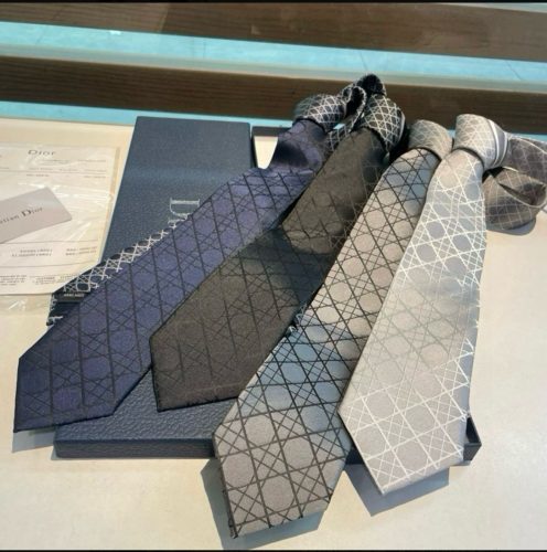 PHOTO-2025-11-15-19-17-34