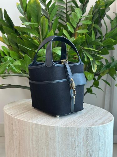 PHOTO-2025-11-26-20-40-20