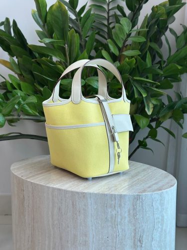 PHOTO-2025-11-26-20-40-39