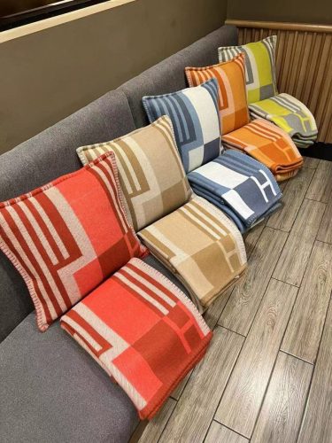 PHOTO-2025-12-09-21-40-03