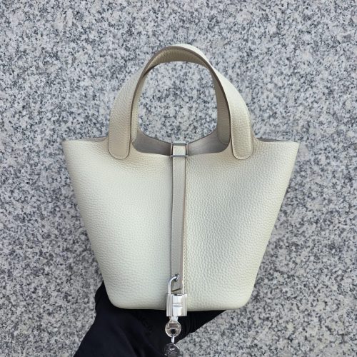 PHOTO-2025-12-27-14-59-54