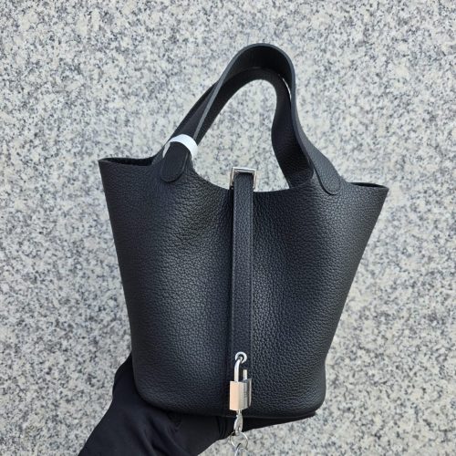 PHOTO-2025-12-27-18-50-20