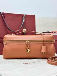 PHOTO-2026-03-28-22-04-09