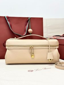 PHOTO-2026-03-28-22-04-24