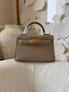 PHOTO-2026-04-06-18-21-37