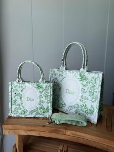 PHOTO-2026-04-14-19-16-35