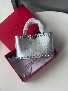 PHOTO-2026-04-14-20-39-43